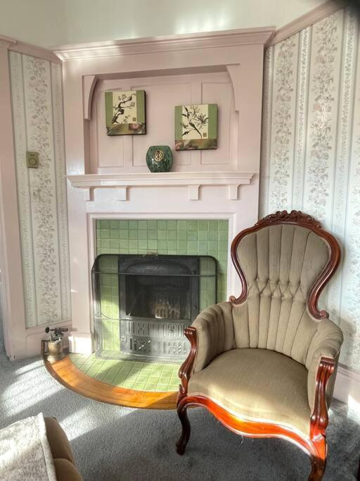 Parlor Suite In Heritage Manor, Fairfield, Near Dt Вікторія Екстер'єр фото